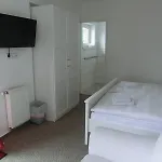 Отель Landquartier *